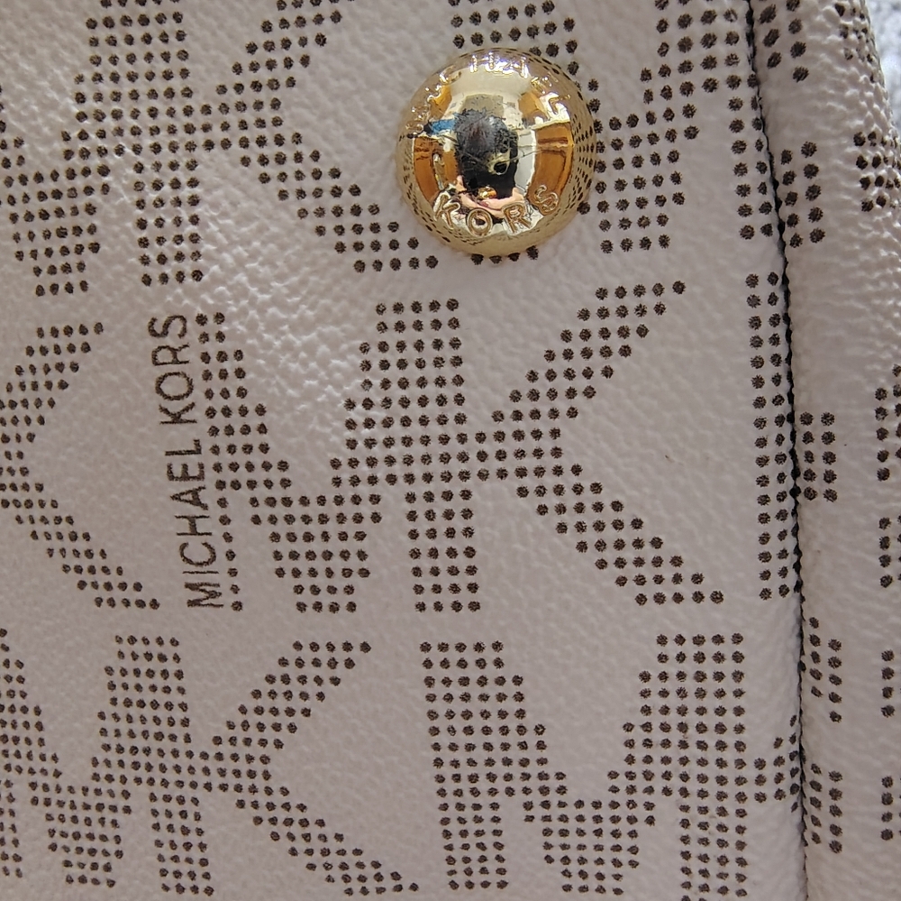 Michael Kors Harper North South Signature Large Vanilla & Brown Logo Tote Bag - Picture 5 of 9